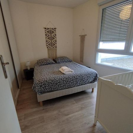 Saint Denis Appartement 2 Chambres Avec Parking Экстерьер фото