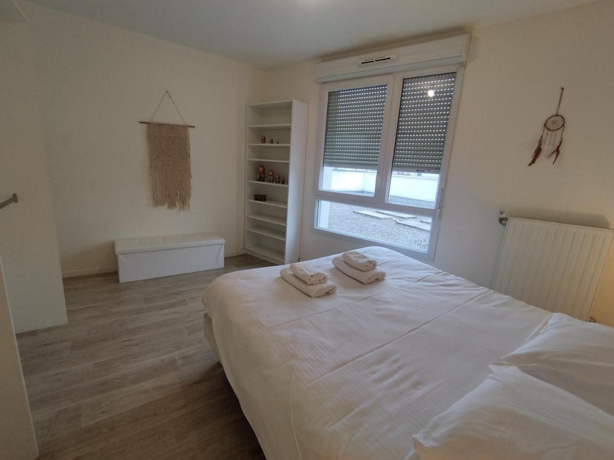 Saint Denis Appartement 2 Chambres Avec Parking Экстерьер фото